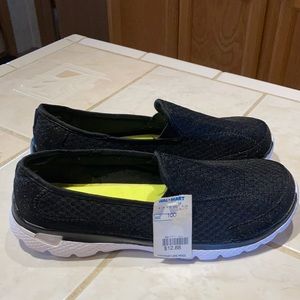 Danskin Now Black Memory Foam Sneakers